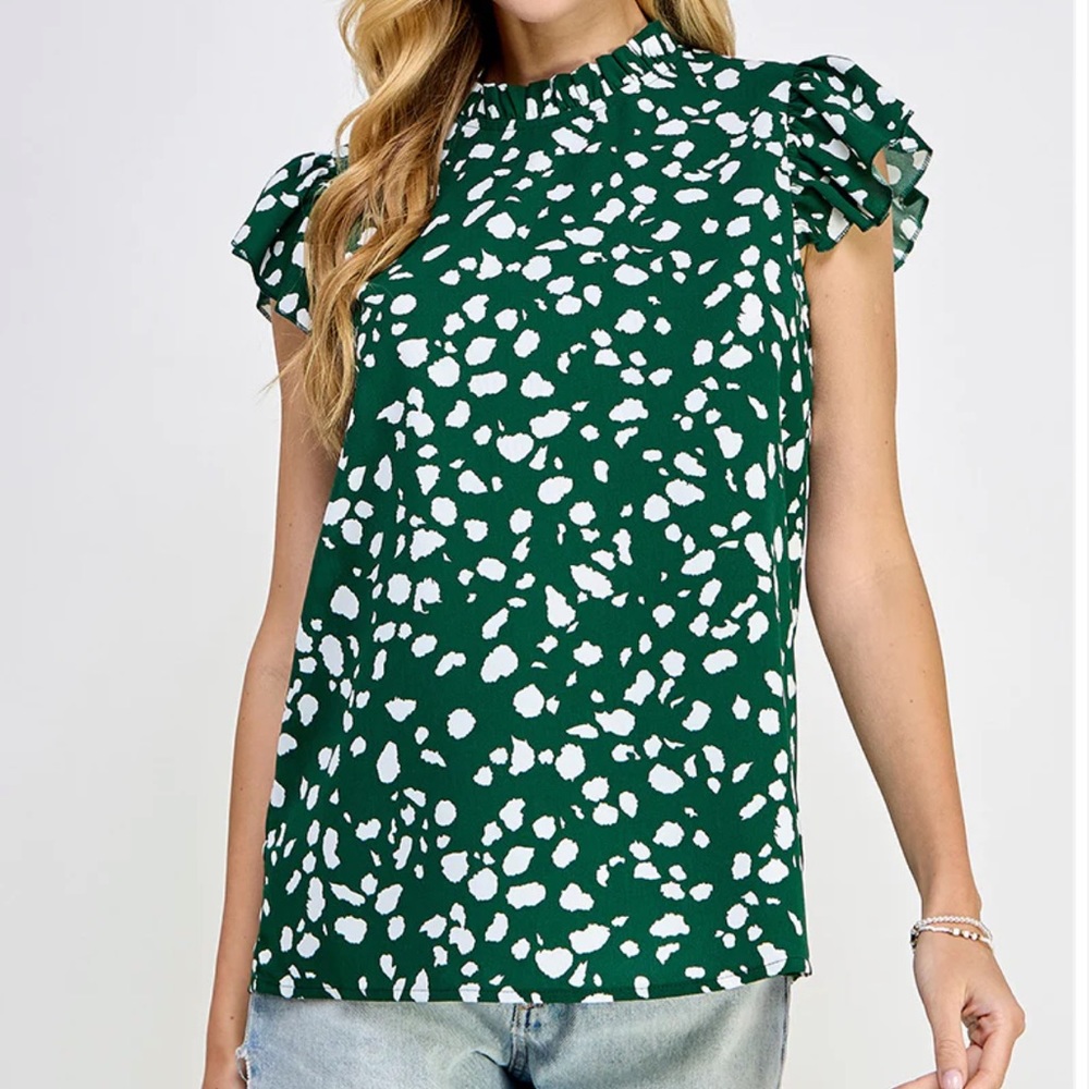 NWT Keeping it Lowkey Green Women’s Top